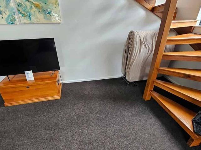 FURNISHED Charming 3BR Home in Claudelands!