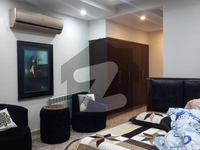 Furnished apartment for rent Bahria Town Phase 4