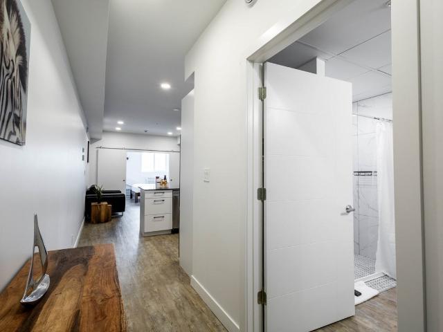 Furnished Apartment in Regina | Flexible Lease | Utilities Included 2 Bedroom Apartment for Rent at 1827 Albert St, Regina, SK S4P 2S9 Downtown Regina