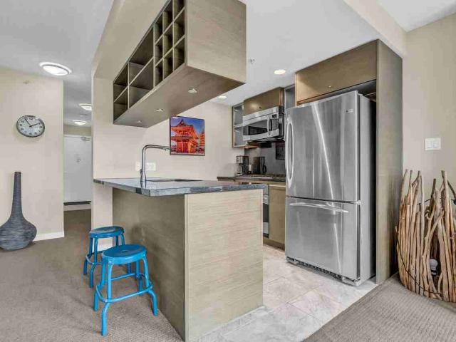 Furnished Apartment in Vancouver | All Inclusive 1 Bedroom Apartment for Rent at 833 Seymour St, Vancouver, BC V6B 0G4 Downtown Vancouver