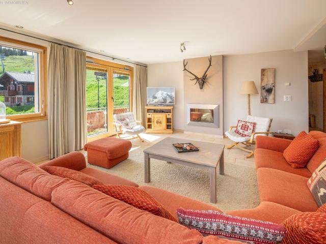 Furnished apartment with 7 rooms on sale in Bettmeralp 190 m² | dreamo. Ch