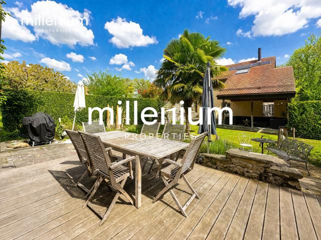 Furnished apartment with 6 rooms for rent in zone 180 m² | dreamo. Ch