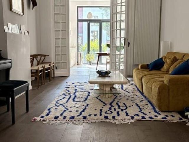 Furnished apartment, 2 bed, 1 bath, 2 WC, large terrace