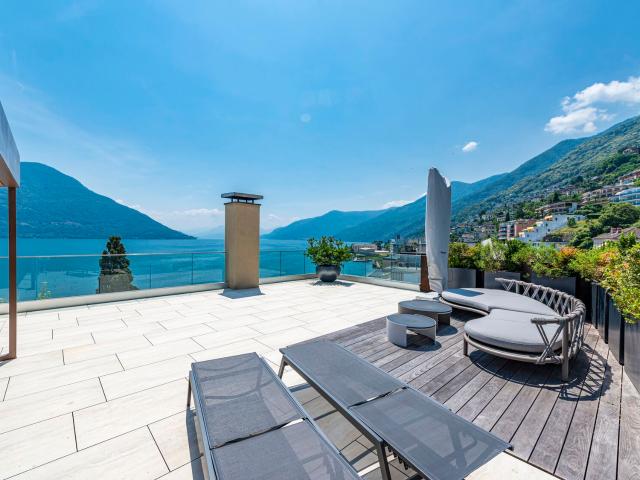 Furnished attic duplex with spectacular views of Lake Maggiore
