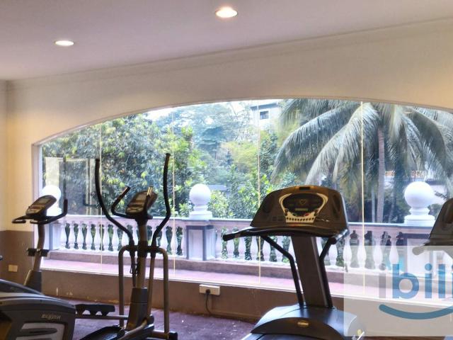 Furnished big aircond Room at Sri Hartamas, Kuala Lumpur