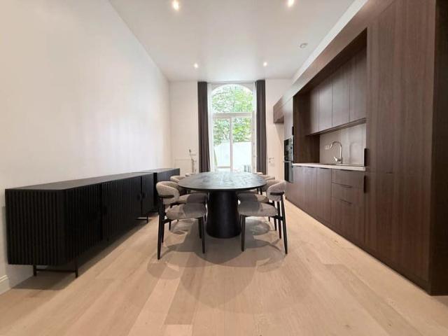 Furnished Duplex Fully renovated 2 bedrooms Garden 50m²