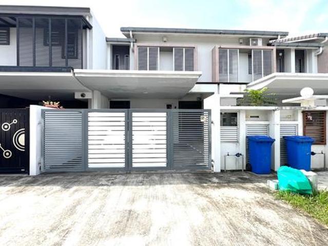 Furnished FACING NORTH Renovated Elmina Garden Double Storey