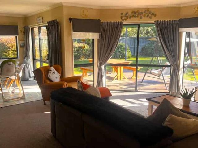 Furnished Family Home in the Heart of Rolleston !