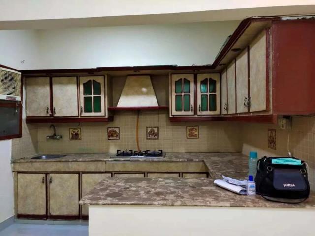 Furnished flat on 4th floor at Bhayani Heights for rent. Karachi Gulshan E Iqbal Block 7 ID 53438
