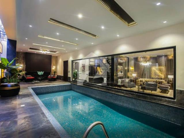 Furnished House With Pool At Top Location Near Raya Fairways