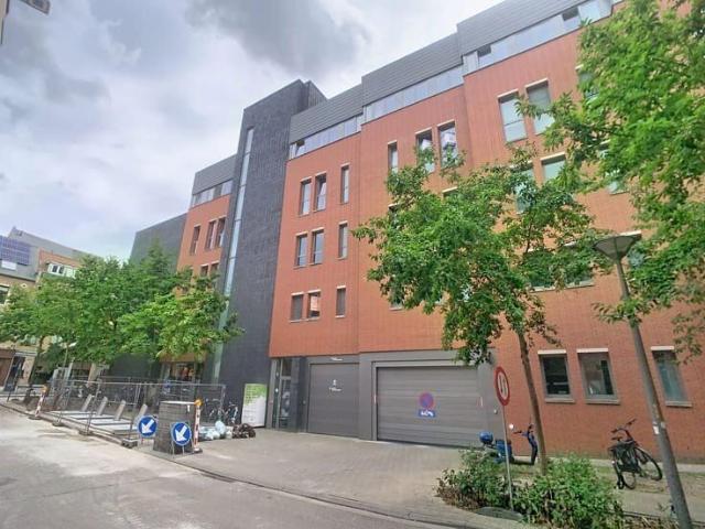 Furnished one bedroom apartment with parking in Leuven