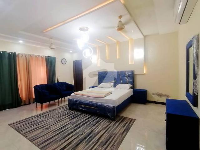 Furnished Luxury Apartment 2 Bed Tv Lounge Terrace 24/7 Lift Facility Huge Parking In Basement Location Gourmet Employ Housing Society A1 Note Not Included Bills