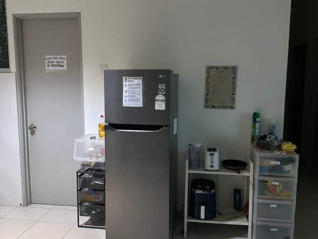Furnished medium room @ Zizz, Damansara Damai