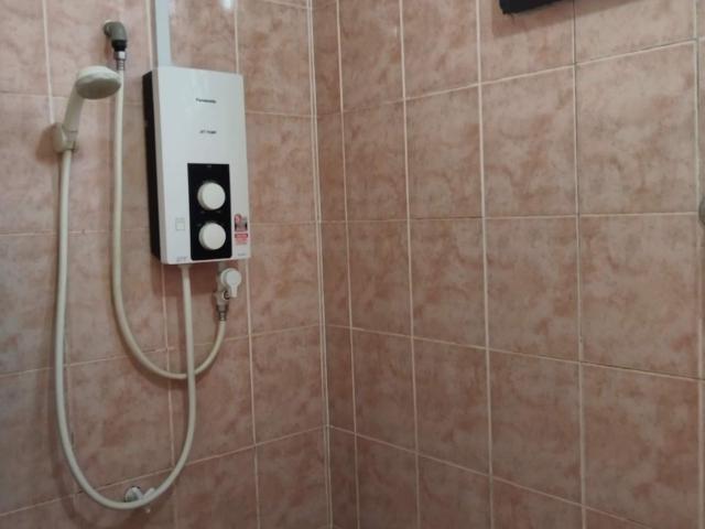 Furnished middle room with attached bath in Bandar Utama RM550