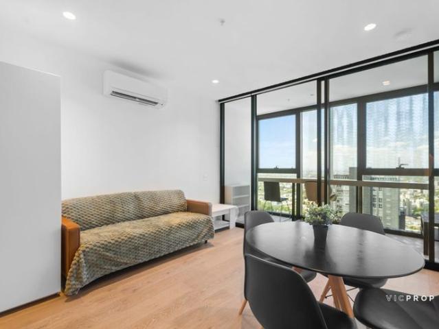FURNISHED SPECTACULAR VIEWS CORNER APARTMENT