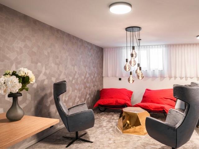 Furnished studio apartment from 47m2 to 57m2