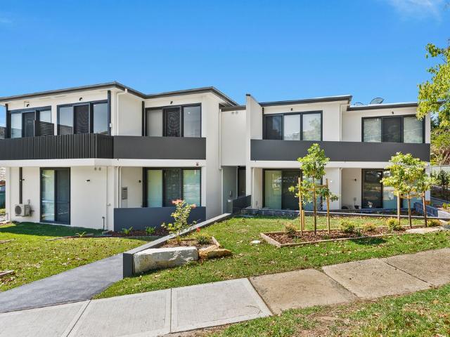 Furnished Studio Apartment in Convenient Location Bills Included