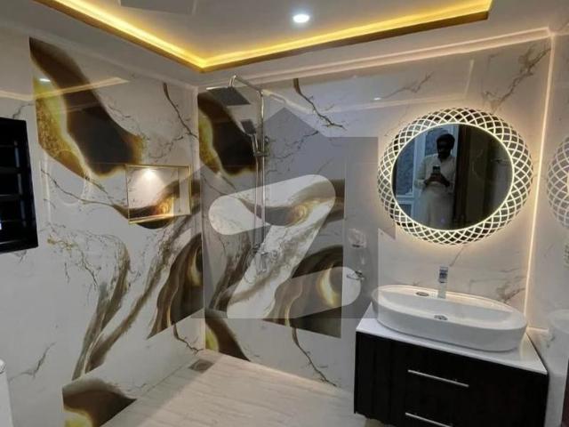 Furnished studio flat for rent g 15