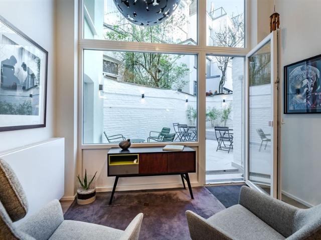 Furnished studio