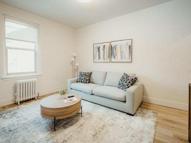 Furnished Suite: 247 Young, Winnipeg, MB