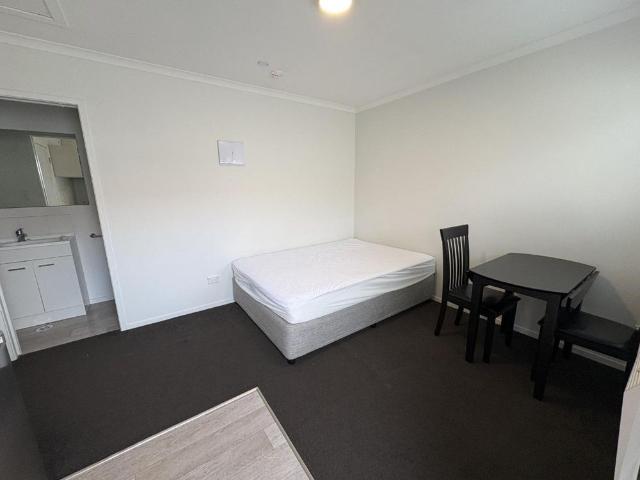 Furnished, Power Incl