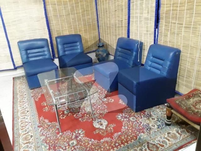 Furnished penthouse with all modern facilities 3 bed dd on monthly and yearly basis both sharfabad