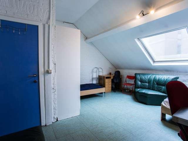 Furnished room in apartment in Saint Josse, Brussels