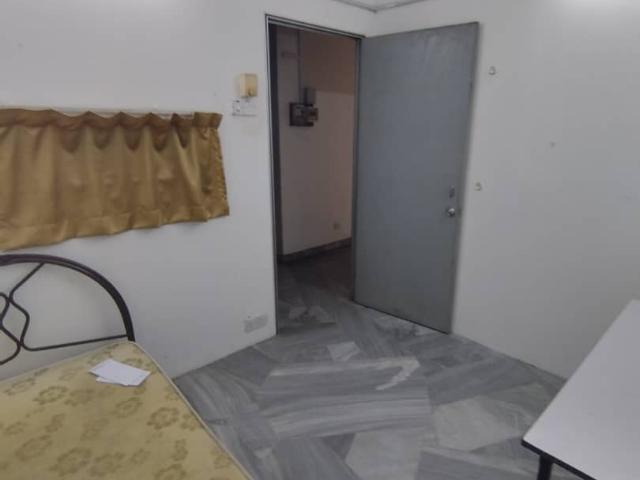 Furnished Room in SS18, Subang Jaya! ️ ‍♂️ 5 mins Walk to LRT Free WiFi Contact us now for more details!