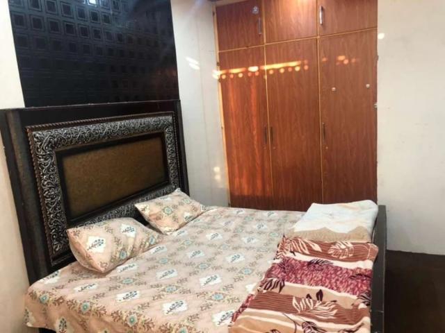 Furnished room Lahore Faisal Town ID 54102
