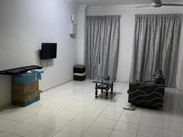 Furnished Rooms with Aircon & Attached Bath – Sitiawan, All Bills