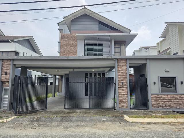 FURNISHED RENOVATED SemiD Cluster 25storey Bandar Putra Kuantan