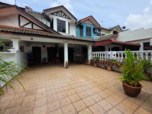 FURNISHED RENOVATED Teres 2 Tingkat INDERA MAHKOTA 2 Kuantan