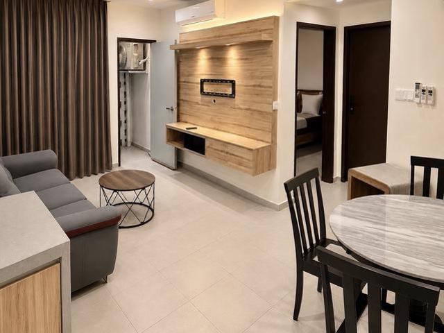 FURNISHED Tangerine Suites 2Rooms near Kota Warisan Sepang