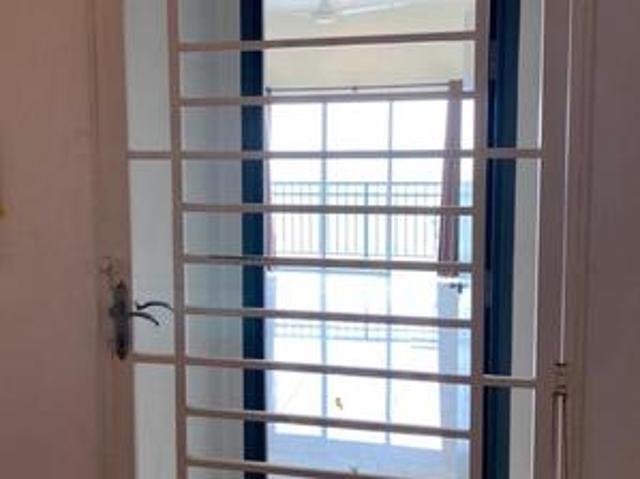 Furnished Two Bedroom Mesahill Residence BBN Nilai For Sale