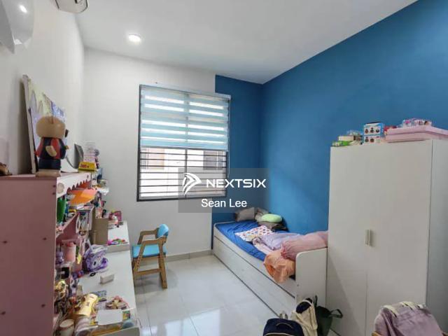 Furnishing: Fully Furnished Aircond, Kitchen Cabinet, Bedframe