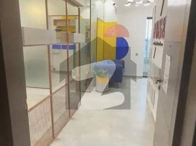 Furnushed office floor