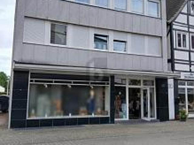 FUSSGÄNGERZONE! ARBEITEN & WOHNEN