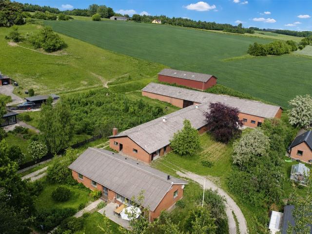 Fussingøvej 8, Ålum