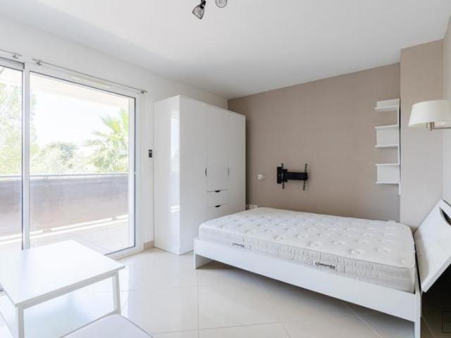 FÜTTERER PROPERTY: EN EXCLUSIVITÉ Grazel Appartement 1 pi