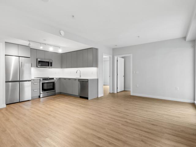 Fynn 3 Bed + 2 Bath Apartment for Rent