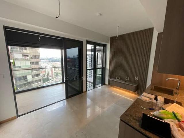 Fyve Derbyshire Condominium For Sale, $1,738,888, 2 Bed 1 Bath 592 sqft $2,937.00 psf