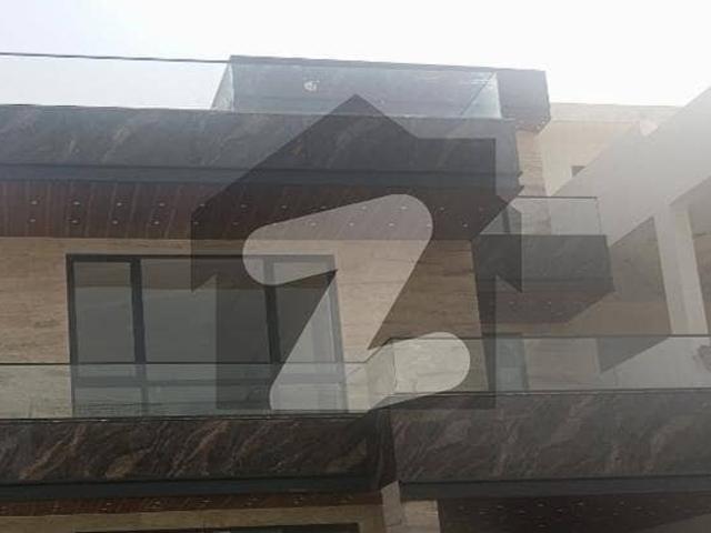 G10/2 Prime Location Fully Renovated Triple Storey House 30+80
