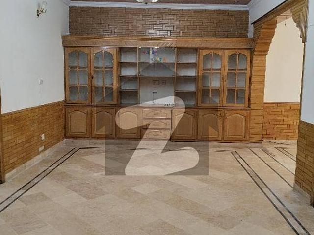 G11/1 Full House Is Available For Rent 5 Bed 2 Kitchen