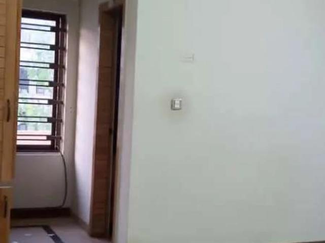 G11/1 30*60 full house for rent ideal location wide street Islamabad G 11 ID 37494