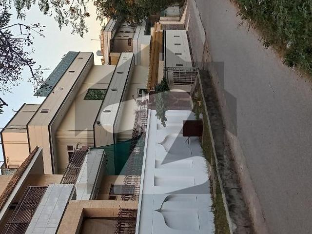 G11,40/80 Double Storey House For Sale CDA TRANSFER G 11