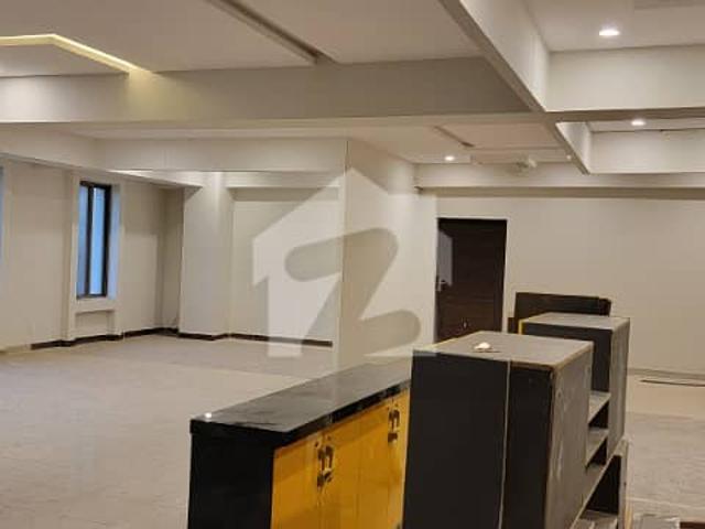 G/11 Markaz Vip Location 1600 Sq Open Space Available For Rent Real Piks