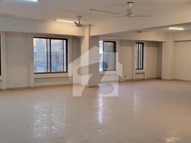 G/11 Markaz Vip Location 1600sq Open Space Available For Rent Real Piks Lift Available