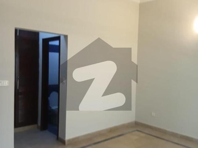G13/2 size 30*60 full house for rent G 13/2