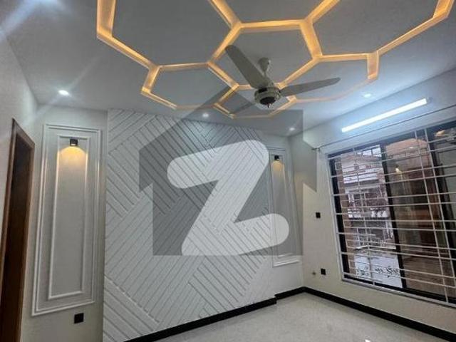 G13 Brand New House Available For Sale G 13
