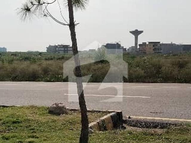 G14/2 Possession Plot For Sale Size 40*80 Near Main Double Road Main Markaz Deal With Direct Owner